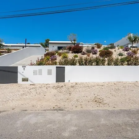 Apartment Mosteiros Escape With Pool & Bbq By Lisbeyond